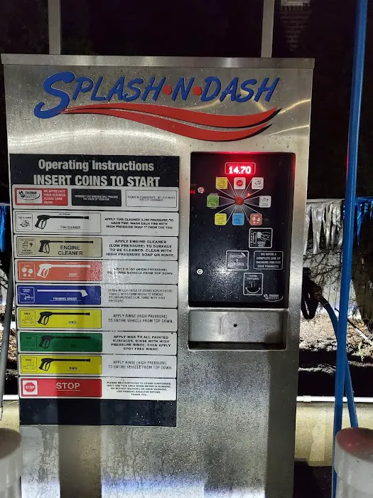 Splash-N-Dash Self Serve 1