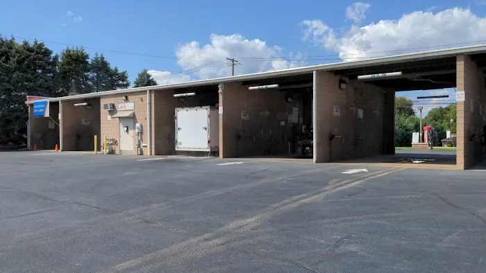 Holly Car Wash 9