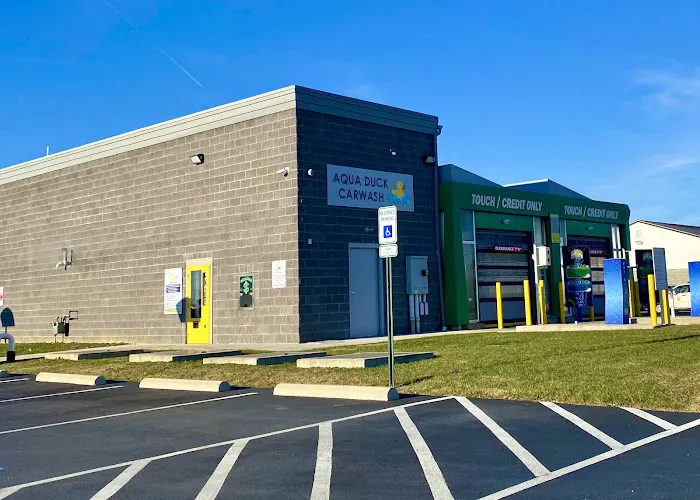 Aqua Duck Carwash 1