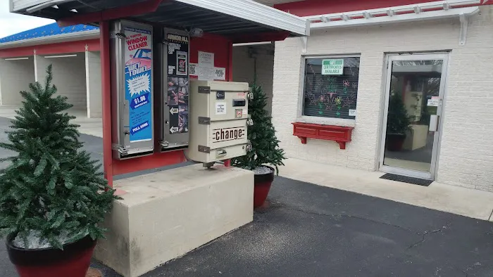 Anderson Ultra Express Car Wash North George St. 6