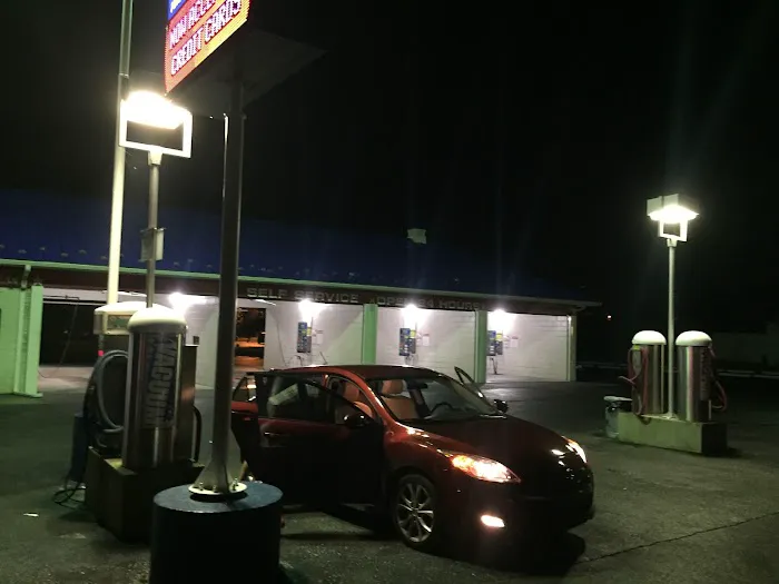 Anderson Ultra Express Car Wash North George St. 7