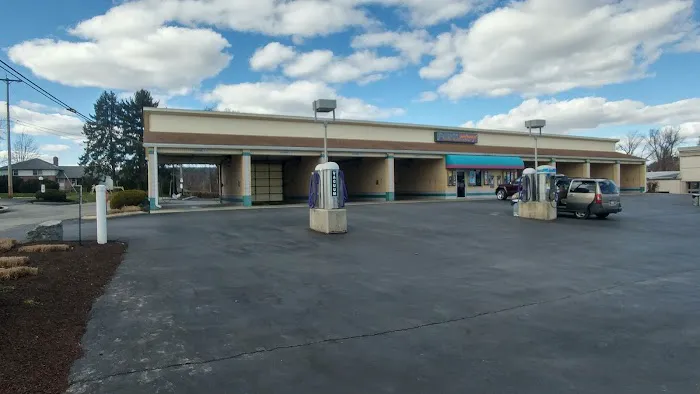 Anderson Ultra Express Car Wash East Market St. 9