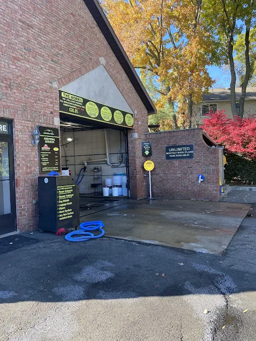 Darien Car Clinic Inc 1