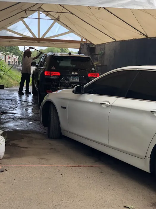 Los juniors hand car wash/quick detailing LLC 2