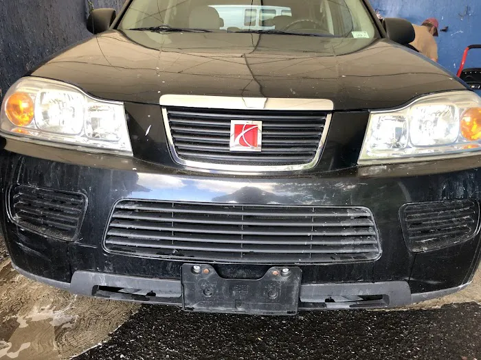 Los juniors hand car wash/quick detailing LLC 0