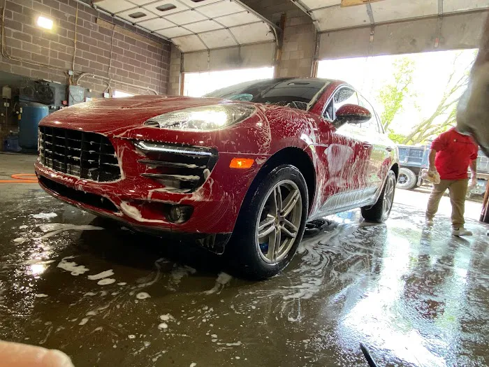 Francisco Hand Car Wash & Detailing LLC 9