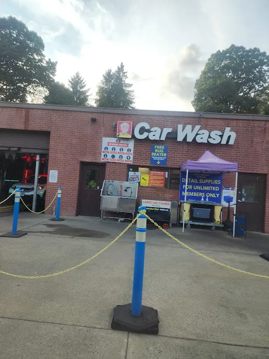 Russell Speeder's Car Wash Of Shelton 0