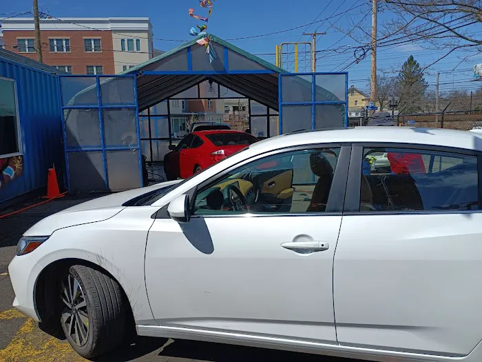 Many's Hand Car Wash 2