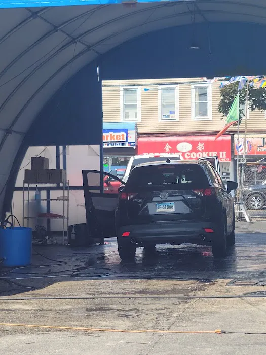 Many's Hand Car Wash 3