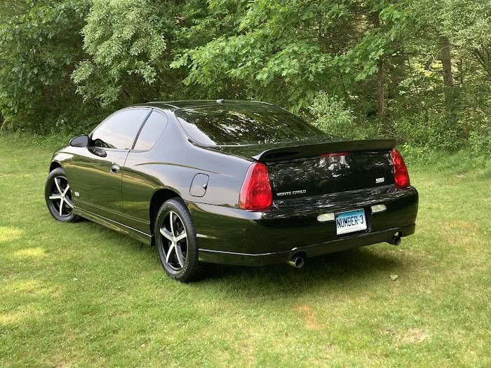 Platinum Car Wash & Oil 6