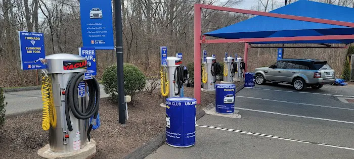 Russell Speeder's Car Wash Of Southington 8