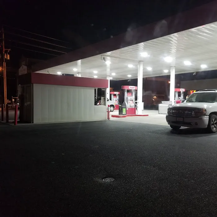 Giant Gasoline 0