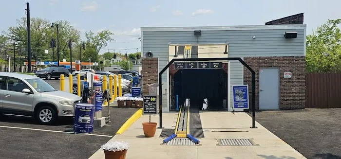 Russell Speeders Car Wash West Hartford 2