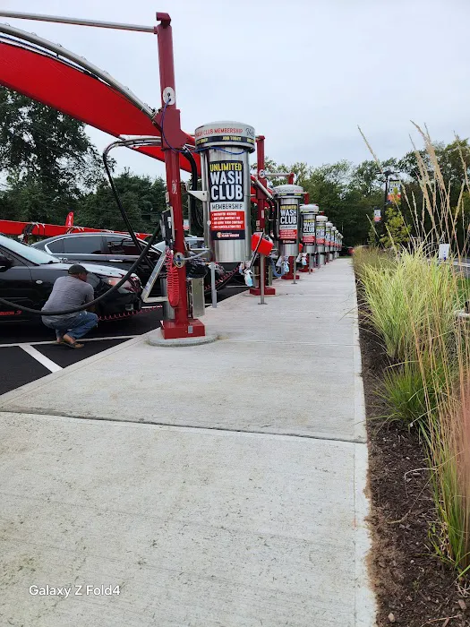 Russell Speeder's Car Wash 0