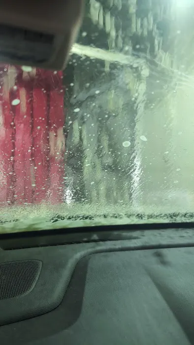 Golden Nozzle Car Wash 4