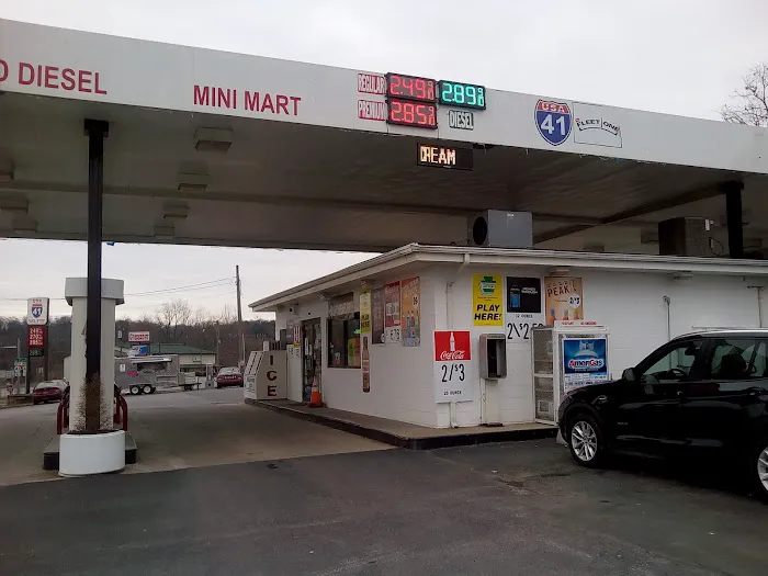 USA 41 FUEL STOP 0