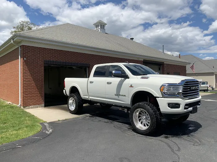 Laser Auto Center 1