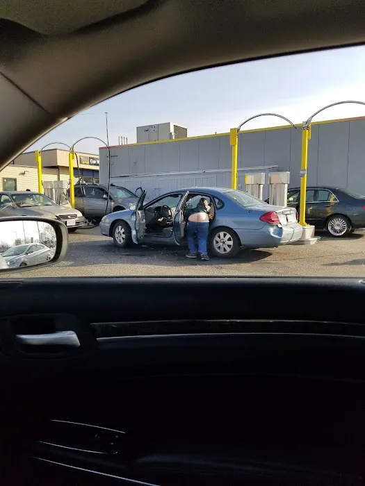 Golden Nozzle Car Wash 8
