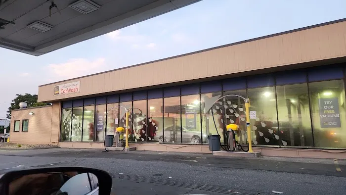 Golden Nozzle Car Wash 4