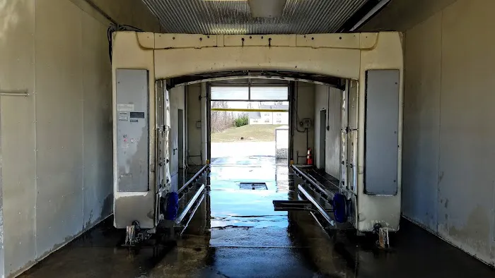 Commerce Car Wash 4