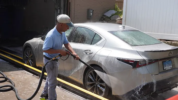 Fred's Car Wash 6