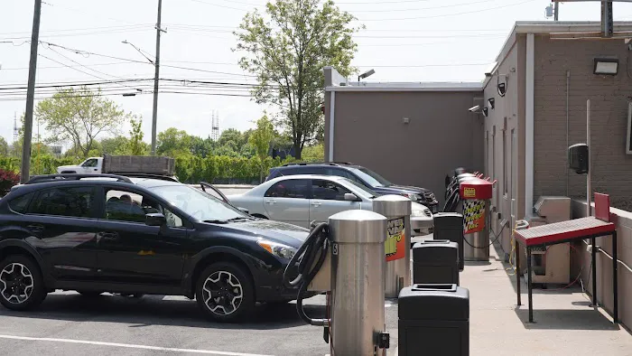 Fred's Car Wash 7