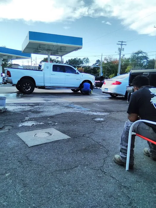 Park City Hand Car Wash 5