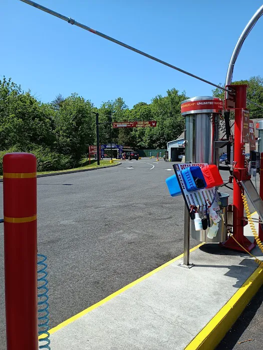 Russell Speeder's Car Wash Of Milford 2 1