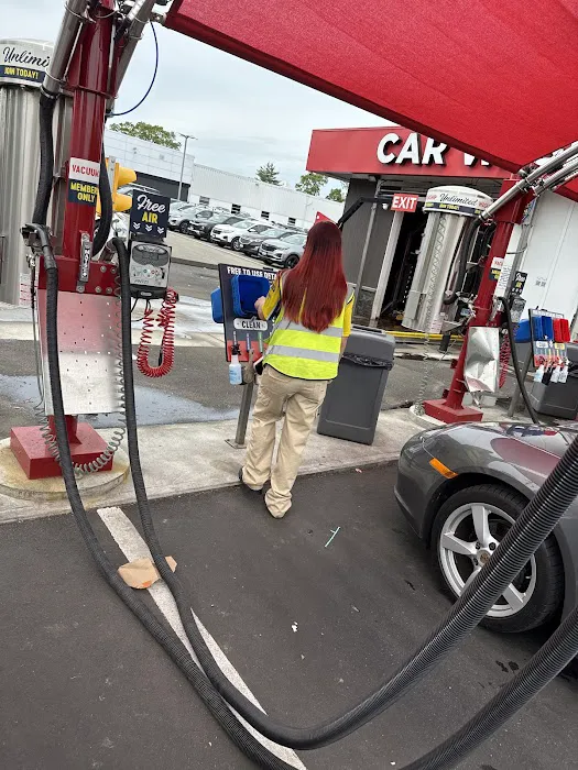 Russell Speeder's Car Wash 9