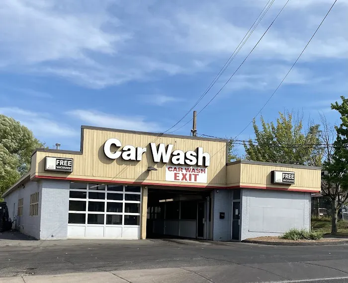 Golden Nozzle Car Wash 7