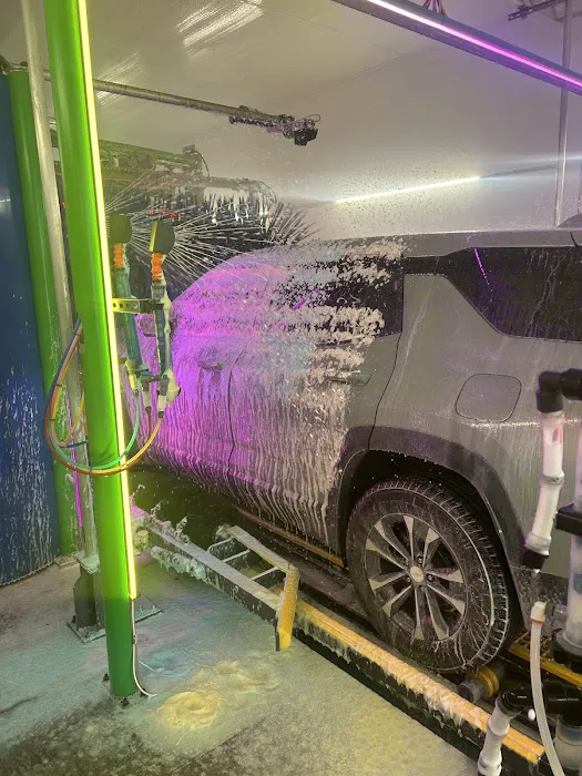 Pristine Auto Wash 4