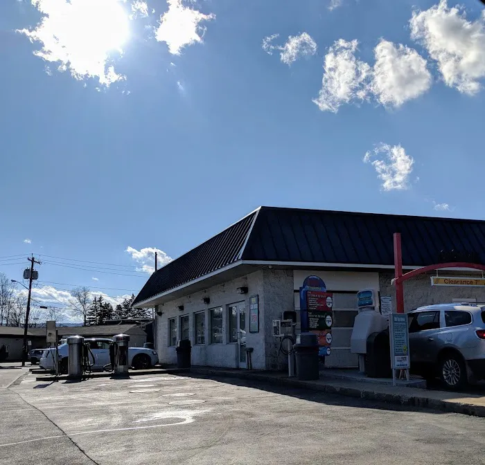 Cliff's Car Wash 9