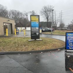 Golden Nozzle Car Wash ico