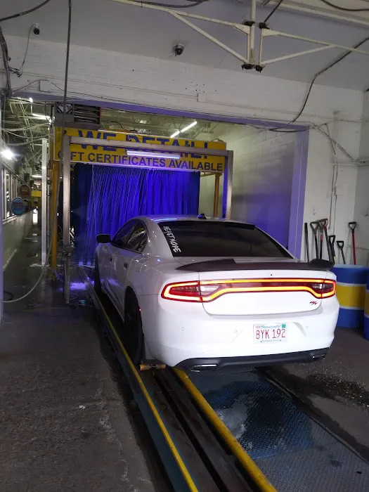 Clean Queen Car Wash (Tunnel Car Wash & Detail Center) 7