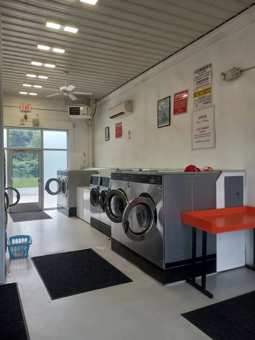 Rusty's Car Wash 0