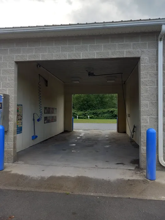 Rusty's Car Wash 3
