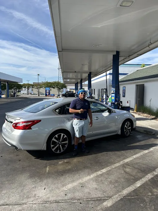 Hurricane Express Wash 0