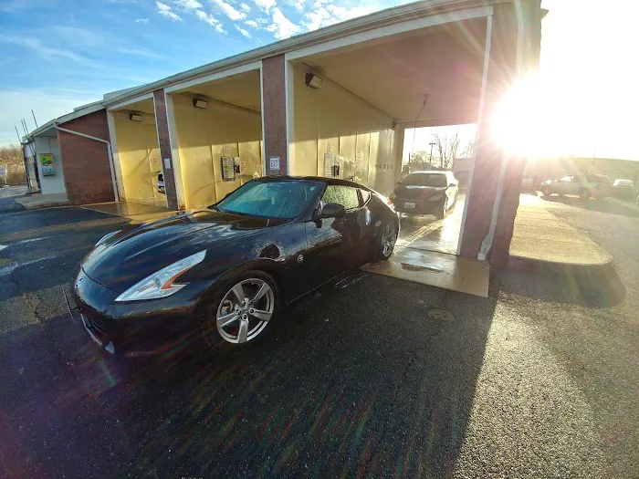 Bud's Car Wash 5