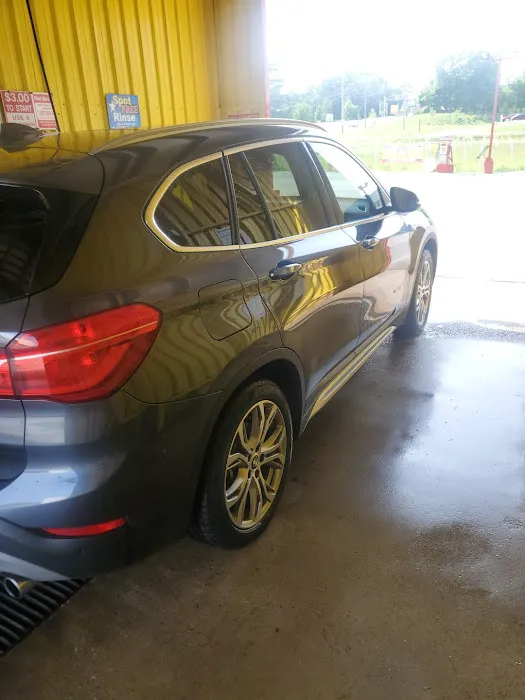 All Shined Up Car Wash & Detail 4