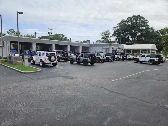 T & A Car Wash Plaza 5