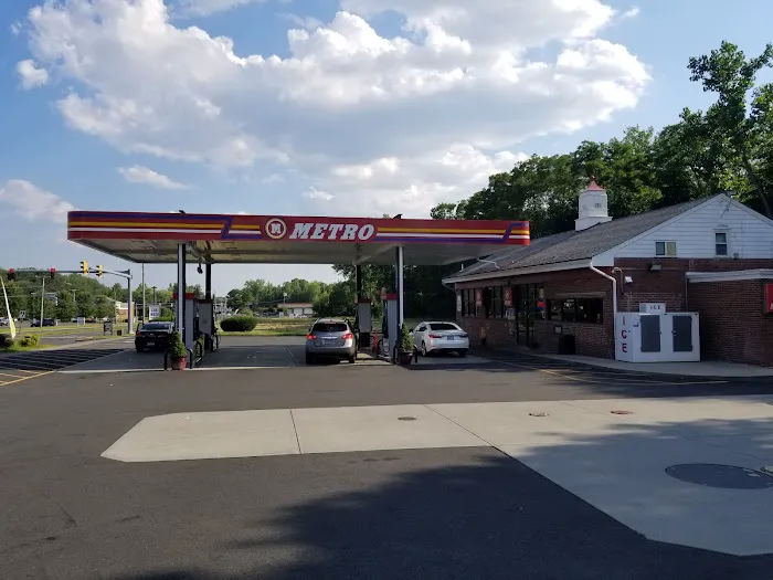 Metro Gas And CAR WASH 0