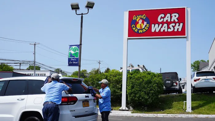 Fred's Car Wash Southport 4