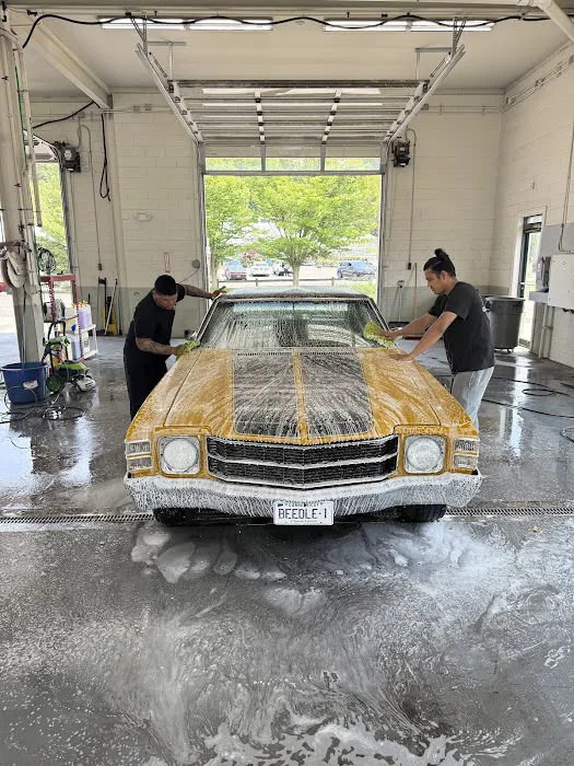 Mike’s Hand Car Wash Auto Detailing & Fast Oil Change 8