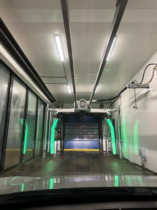 Mobil Car Wash 1