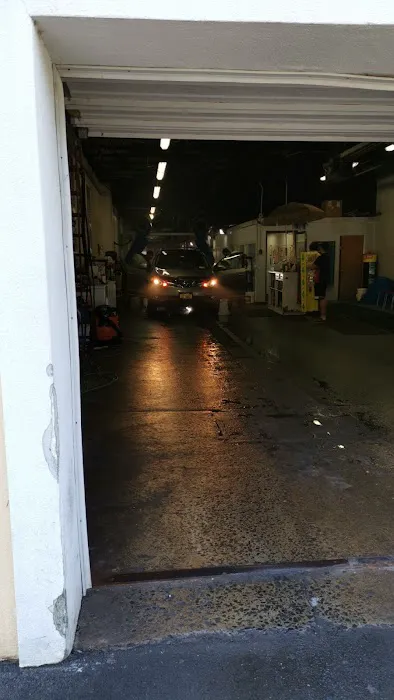 Minit Car Wash 4