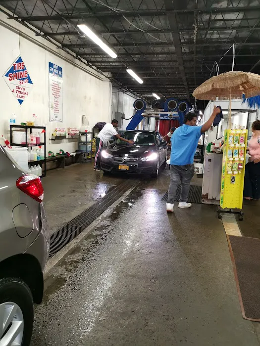 Minit Car Wash 8