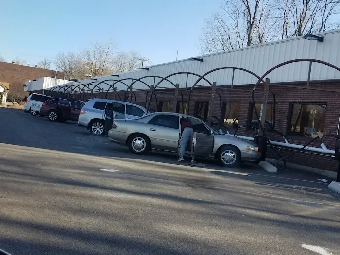 Golden Nozzle Car Wash 8
