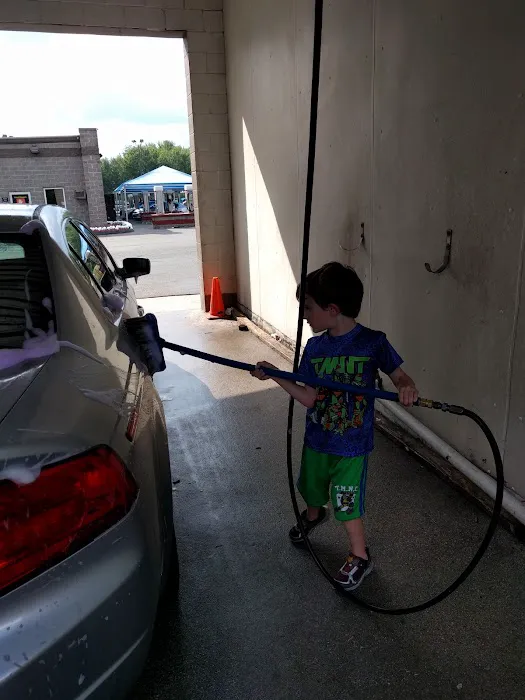 Russell Speeder's Car Wash 6