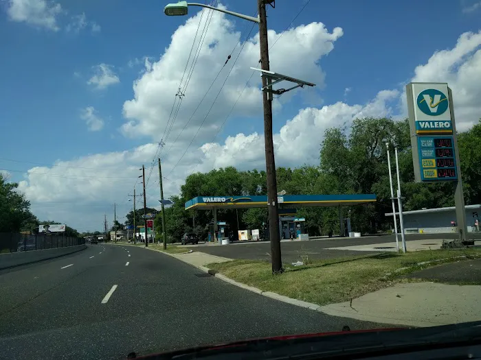 Valero 4