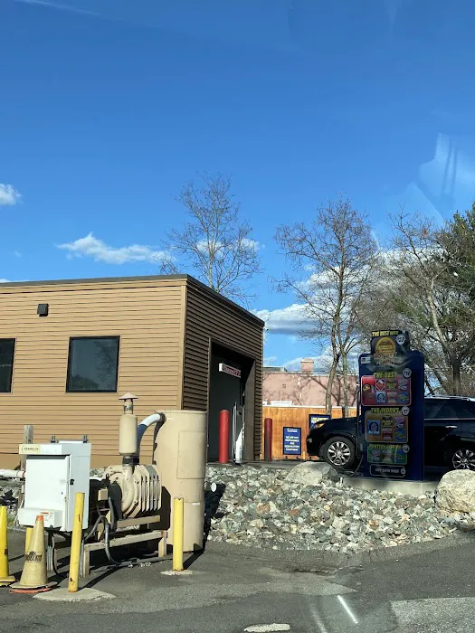 Golden Nozzle Car Wash 2